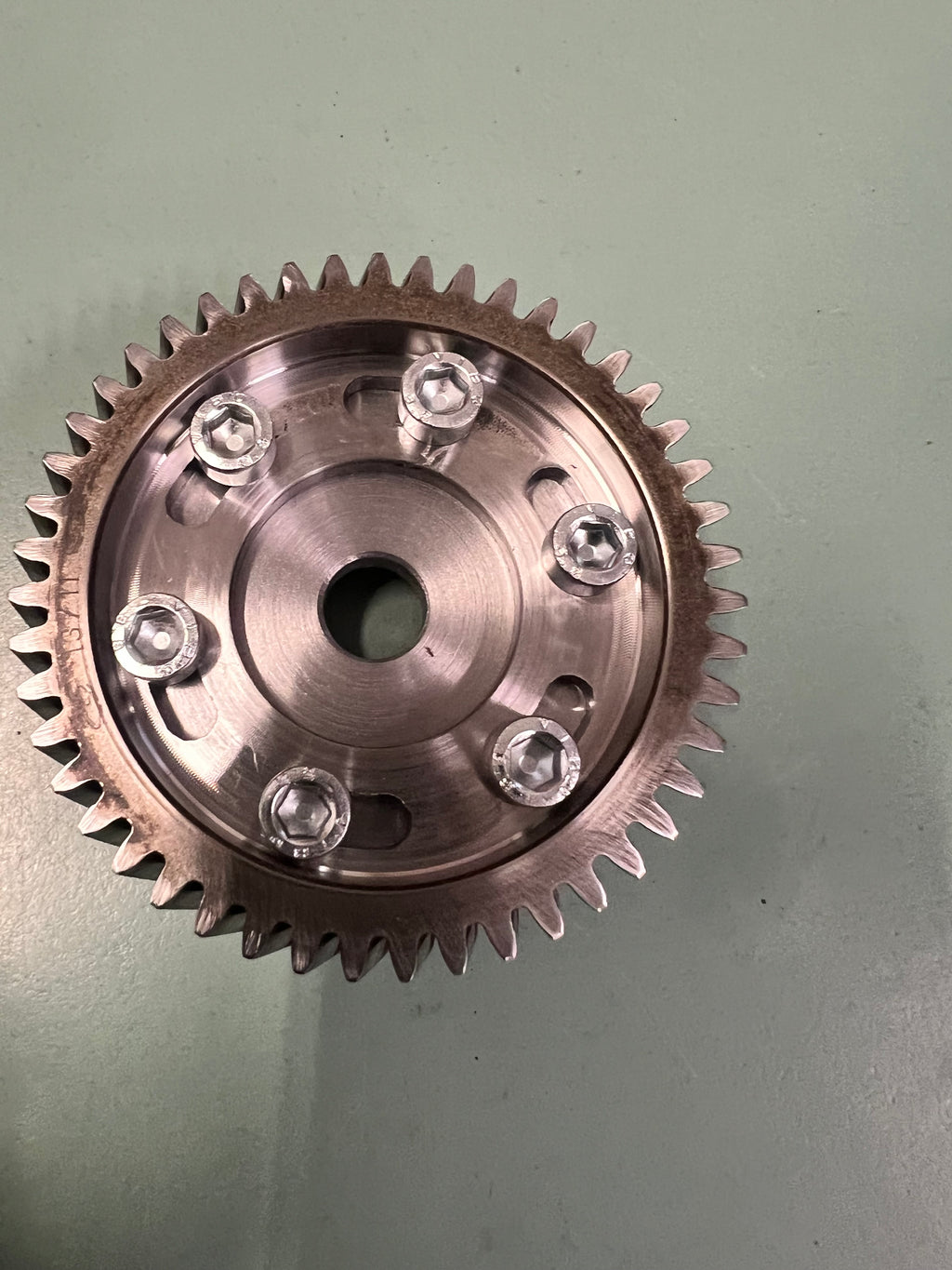 Lavorazione CNC ingranaggio distribuzione per fasatura aspirazione Abarth T-jet