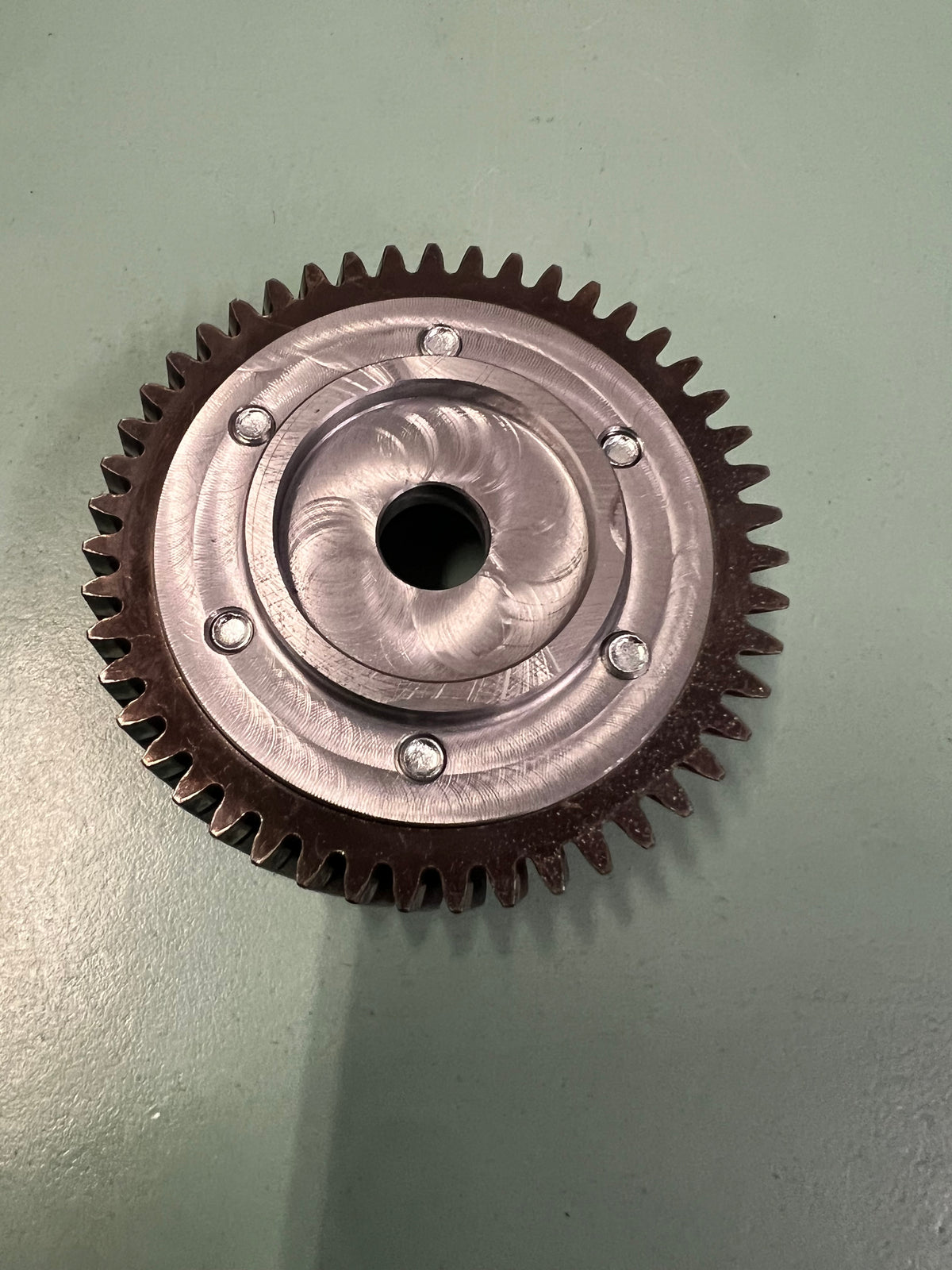 Lavorazione CNC ingranaggio distribuzione per fasatura aspirazione Abarth T-jet